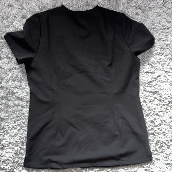 FIGS Black Two Pocket Scrub Top Size Small - Picture 5 of 5